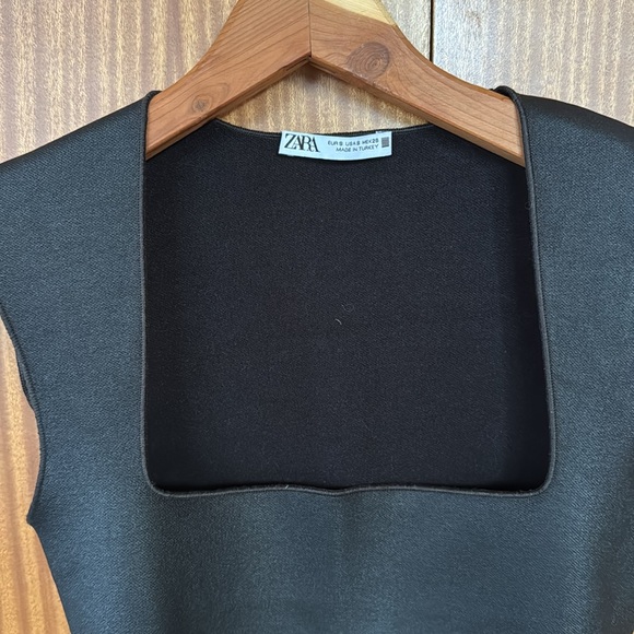 Black faux leather sleeveless body suit - Picture 2 of 5